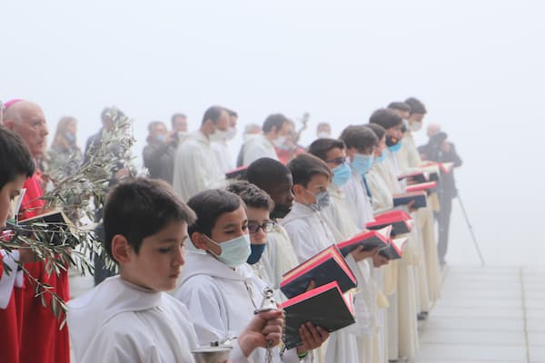 Vida litúrgica de los escolanes